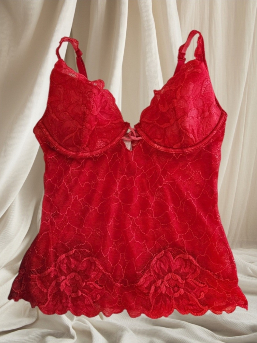 Victoria’s Secret Red Lace Corset Top Bustier Cami Romantic Y2K